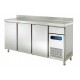 Mesa refrigerada frente mostrador